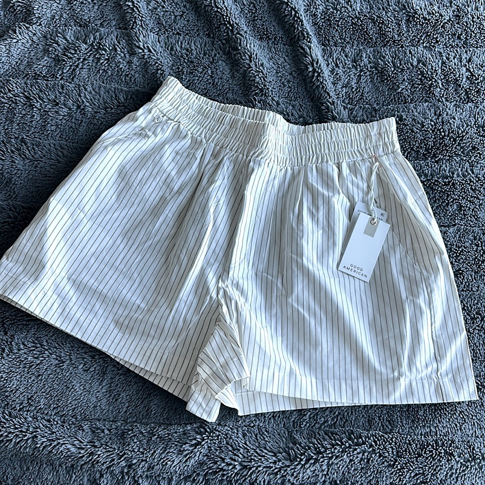 NWT Good American Cotton Striped Shorts size M 🩳